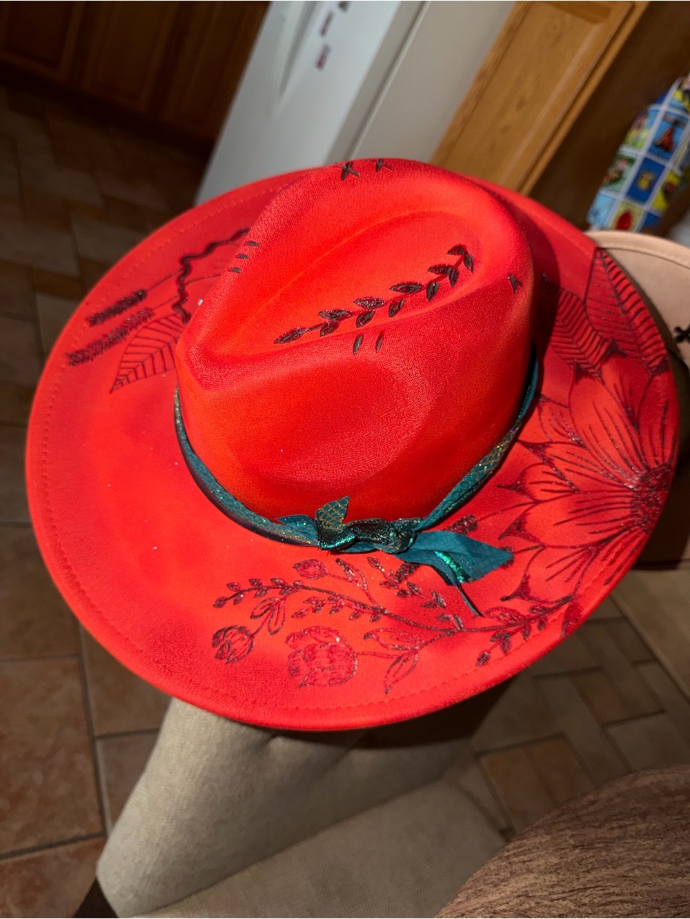 Vibrant Red Floral Printed Wide-Brim fedora Hat with Teal Band